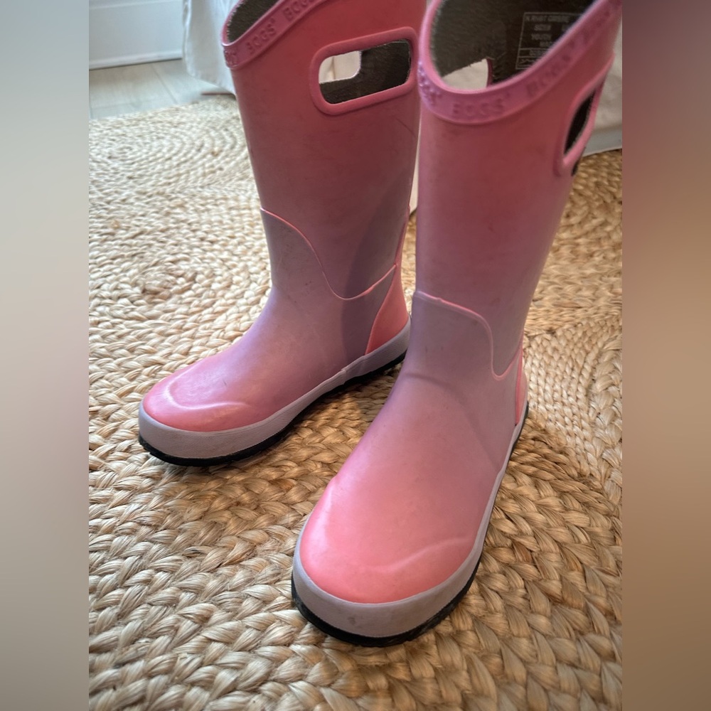 Bogs Kids Pink Rain Boots Size 2